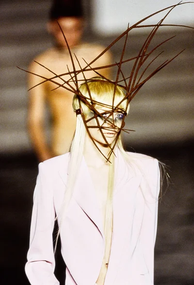 Look 24